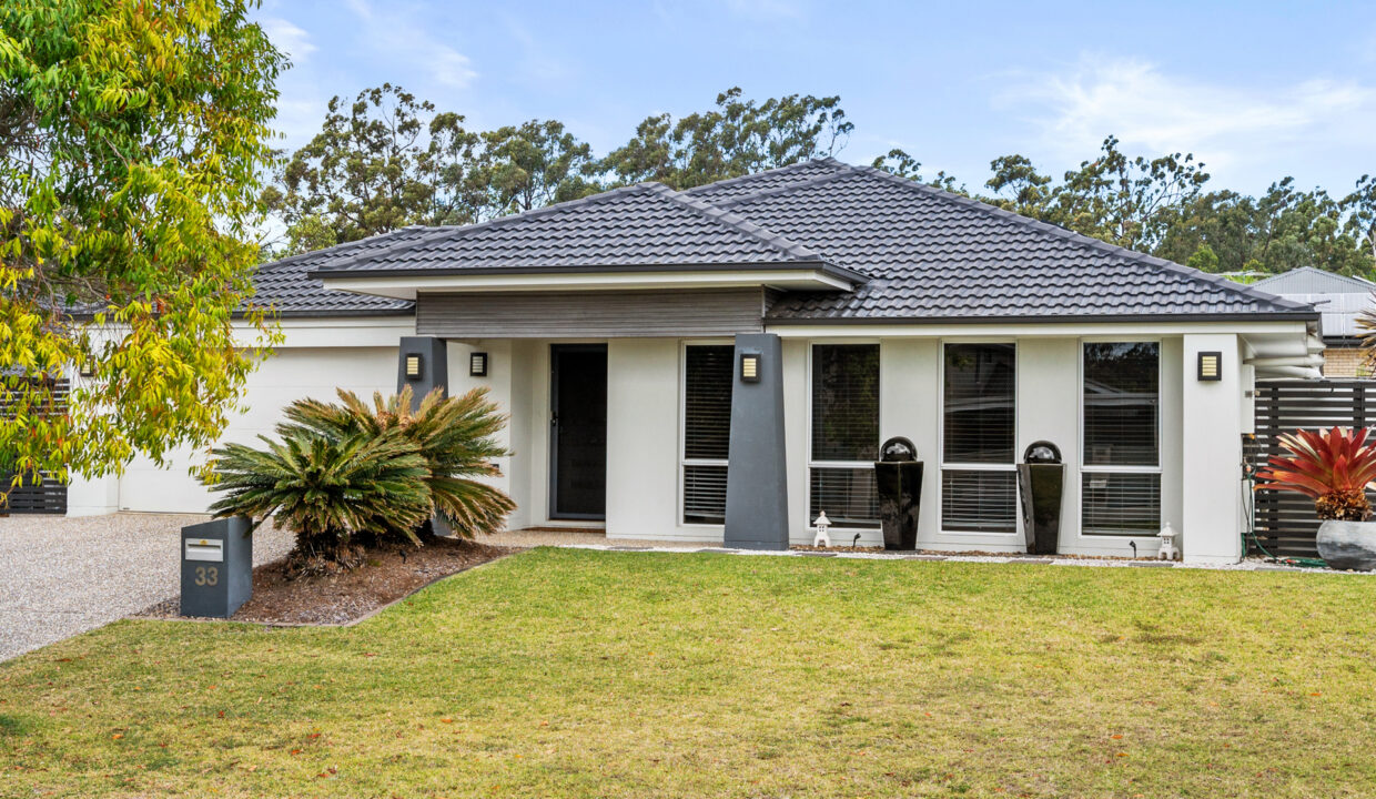 33 Oak Street, Heathwood QLD 4110