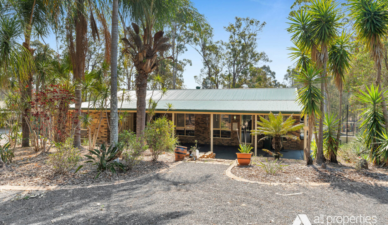 1/179 Leach Road, Tamborine QLD 4270