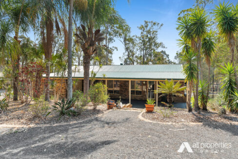 1/179 Leach Road, Tamborine QLD 4270