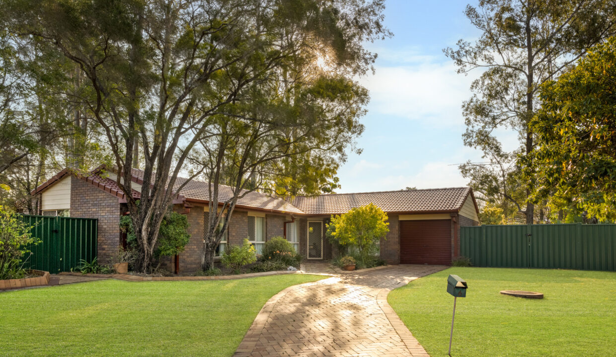 6 Jabiru Court, Waterford West QLD 4133