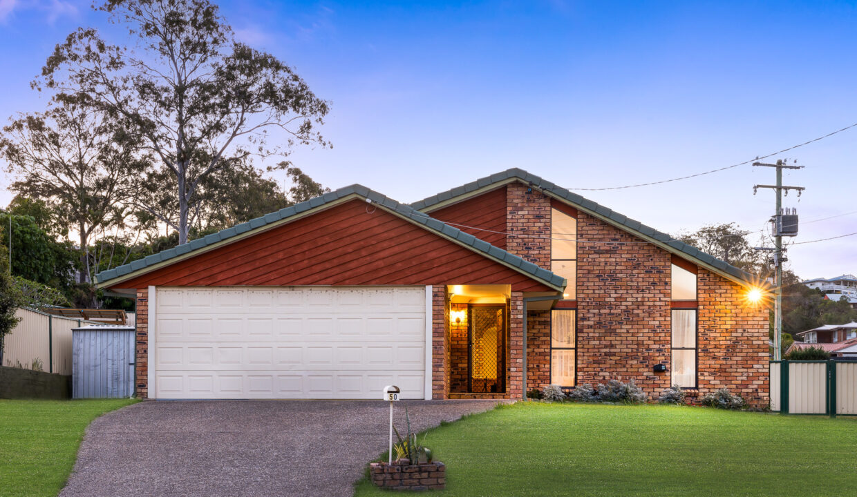 50 Thoms Crescent, Mount Warren Park QLD 4207