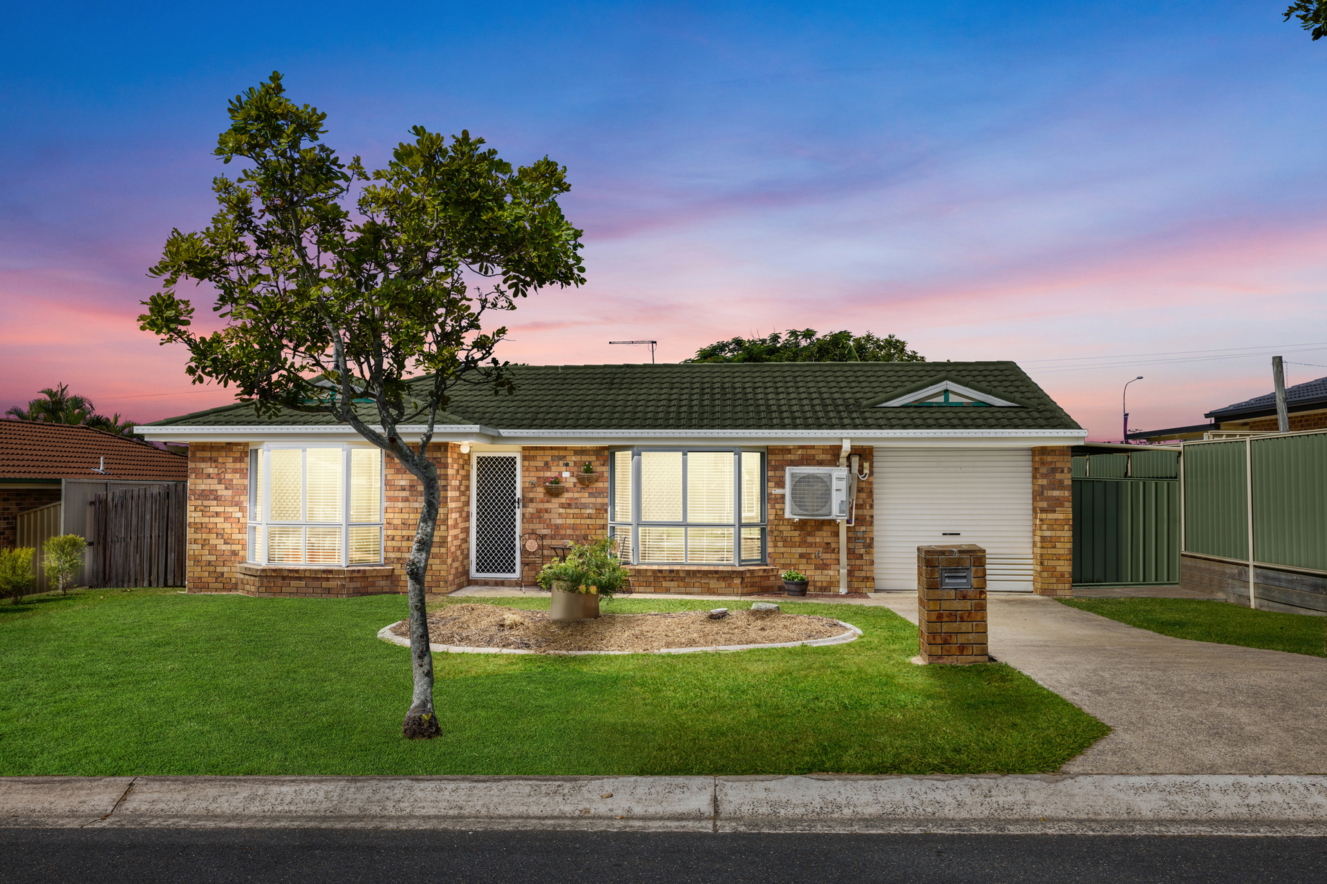 28 Wilkinson Drive, Crestmead QLD 4132