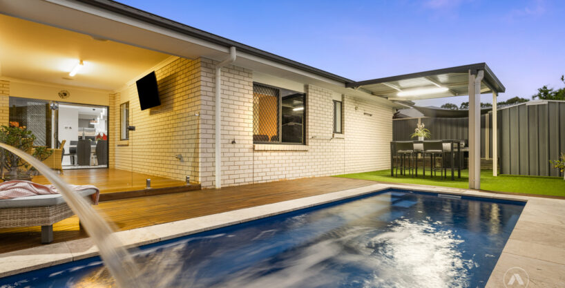 5 Alabaster Drive, Logan Reserve