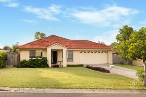 31 Creekside Crescent, Flagstone